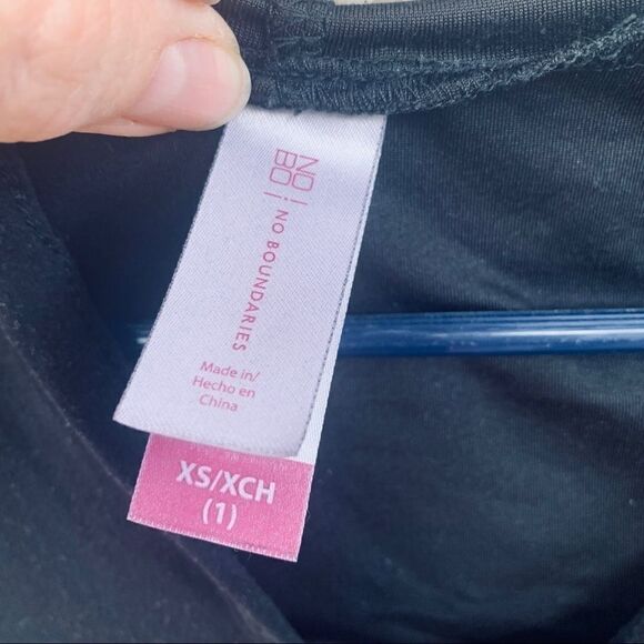 No Boundaries top hooded pocket lace up thin XS - Picture 3 of 8